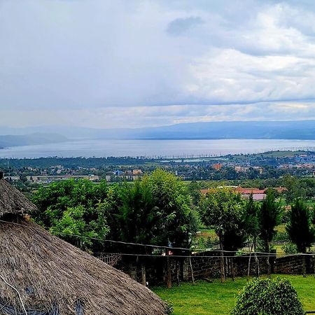 Apex Resort Nakuru Bagian luar foto