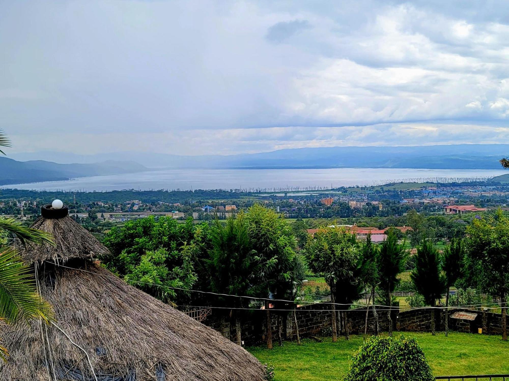 Apex Resort Nakuru Bagian luar foto