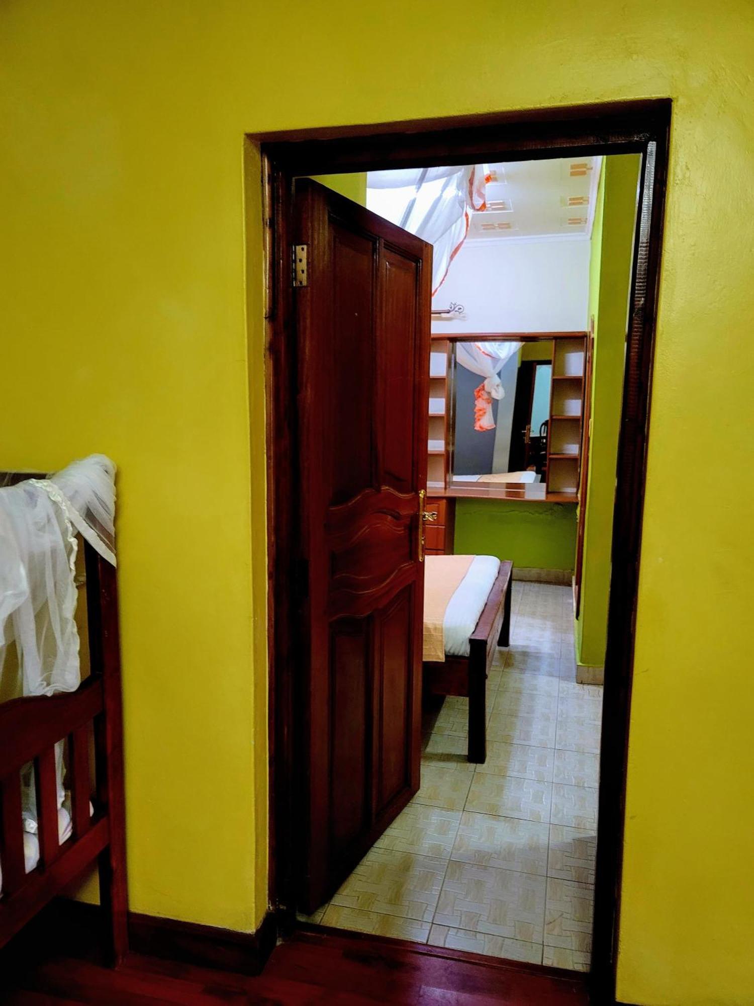 Apex Resort Nakuru Bagian luar foto