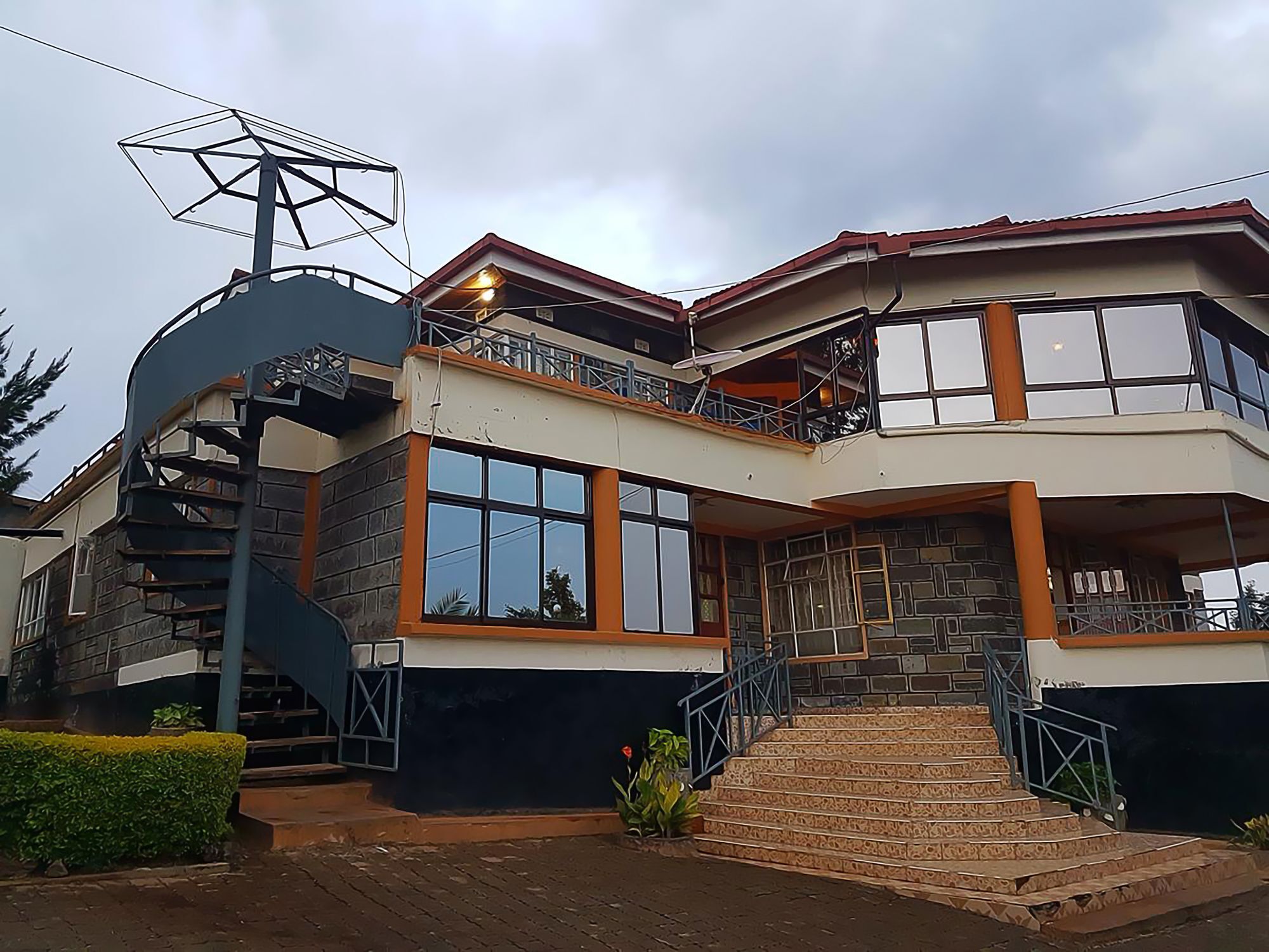 Apex Resort Nakuru Bagian luar foto